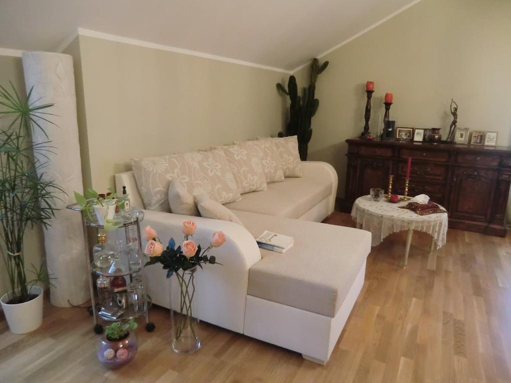 Kuressaare Romantic Apartment Quarto foto